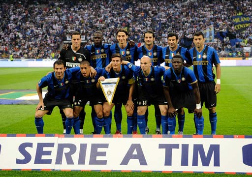 官方：孔蒂当选2025意足球盛典最佳教练，那不勒斯最佳俱乐部（官方宣布：孔蒂荣膺2025意大利足球盛典最佳教练，那不勒斯获评最佳俱乐部）