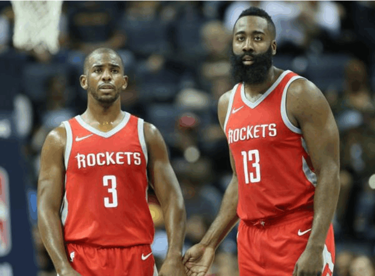 欧冠战报：皇马主场大胜国际米兰,（欧冠快讯：皇马主场狂胜国际米兰）