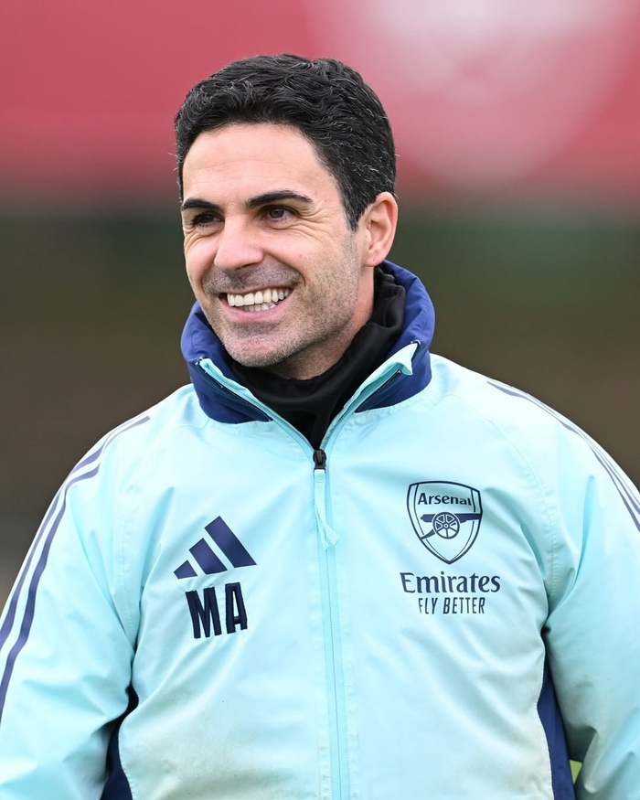 我们的防守轮转策略：从糟糕到卓越的转变（防守轮转升级之路：从低效到卓越）