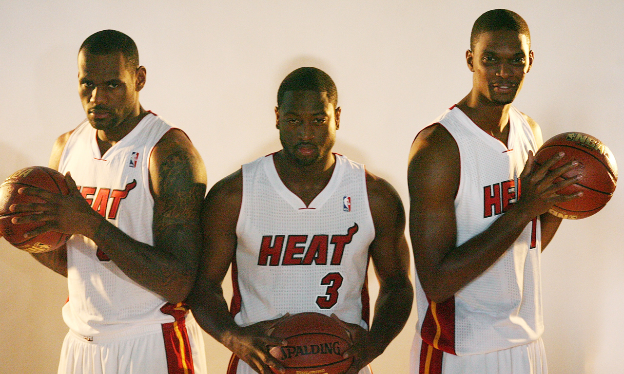 一战封神🔁陈威在#亚冠#第6比赛日多次为上海海港...（陈威神勇爆发：#亚冠#第6比赛日多次神扑护航上海海港）