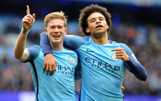 巴萨对阵马竞大名单：莱万、拉菲尼亚、亚马尔领衔，德容缺阵（巴萨战马竞名单出炉：莱万、拉菲尼亚、亚马尔压阵，德容缺席）