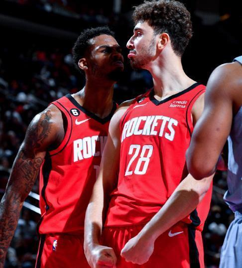 斯基拉：米兰派球探考察昂热18岁前锋西迪基-谢里夫（斯基拉：米兰派出球探考察昂热18岁锋线新星西迪基-谢里夫）