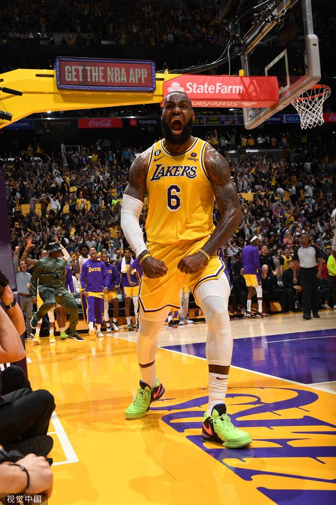 TYC：切尔西考虑从多特召回20岁中卫安塞尔米诺（TYC：切尔西正权衡将20岁中卫安塞尔米诺从多特召回）