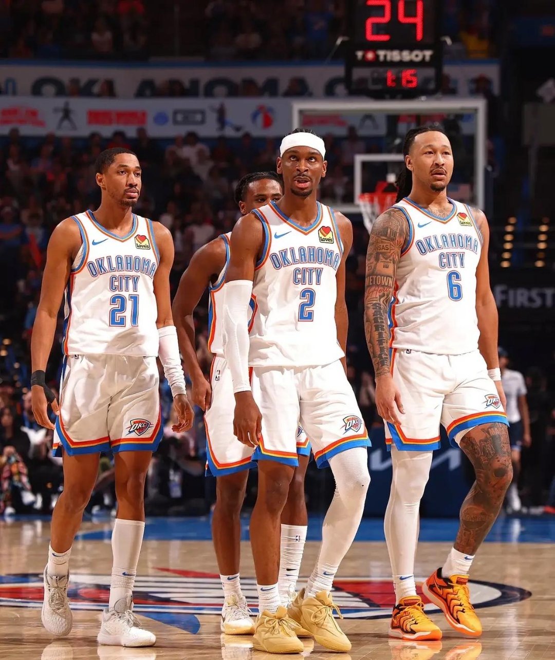 足协杯夺冠次数排名：山东8次居首，国安5次独居次席（足协杯夺冠次数榜：山东8冠领跑，国安以5冠稳居第二）