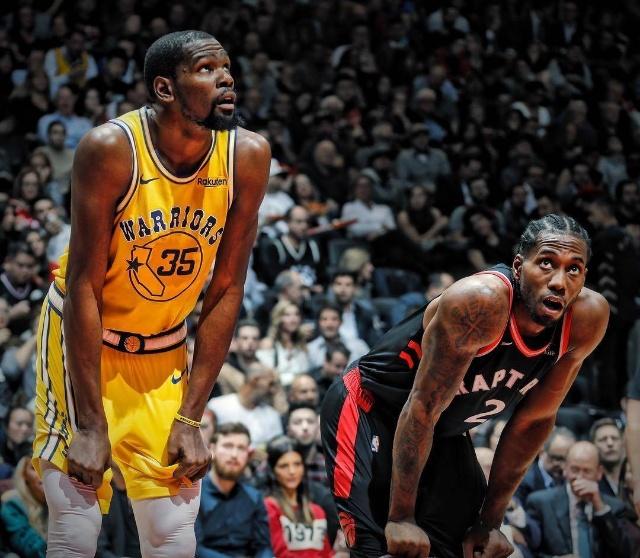 贝纳蒂亚：除了德布劳内，夏窗我们还联系过韦斯利-福法纳（贝纳蒂亚：今夏除德布劳内外，我们也与韦斯利-福法纳接触过）