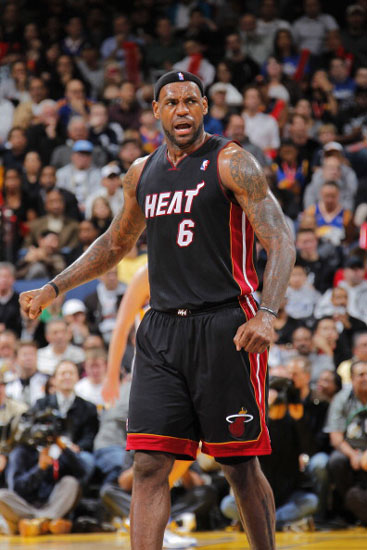 内马尔达成桑托斯150球里程碑，排名队史射手榜第11（内马尔为桑托斯攻入第150球，升至队史射手榜第11位）