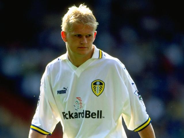 刘佳鑫空篮不中，赛场瞬间陷入沉默（刘佳鑫错失空位上篮，全场鸦雀无声）