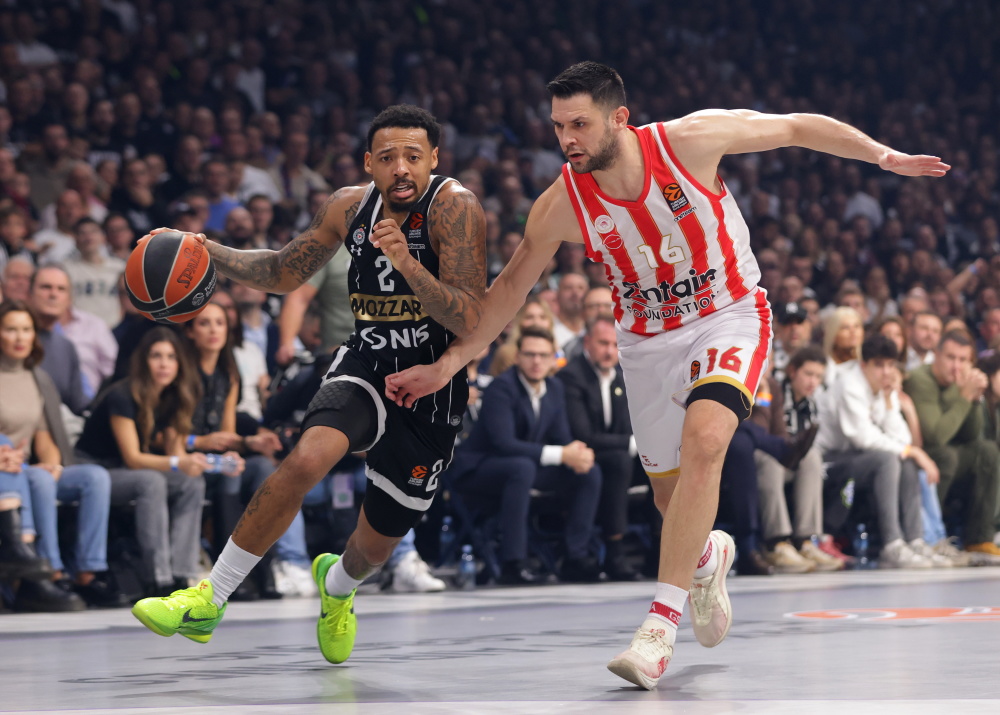 西甲报告：毕尔巴鄂竞技部分球迷多次辱骂维尼修斯和阿森西奥（西甲通报：毕尔巴鄂竞技部分球迷屡次辱骂维尼修斯与阿森西奥）